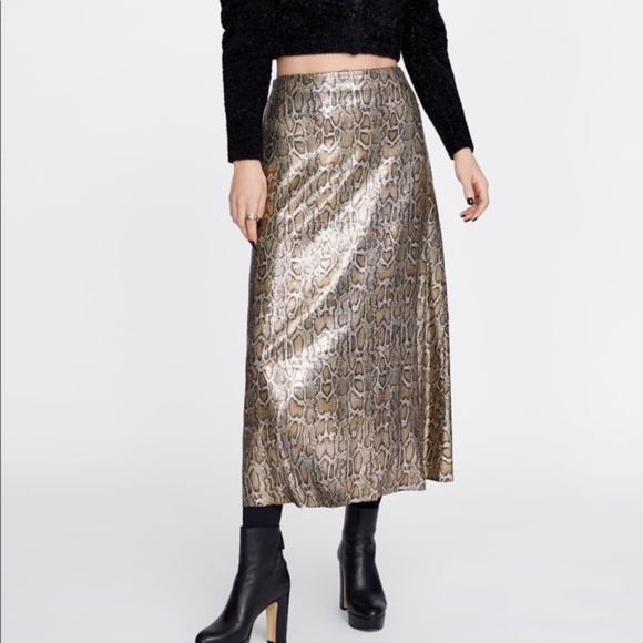 Zara Knit snakeskin metallic skirt - Picture 3 of 10